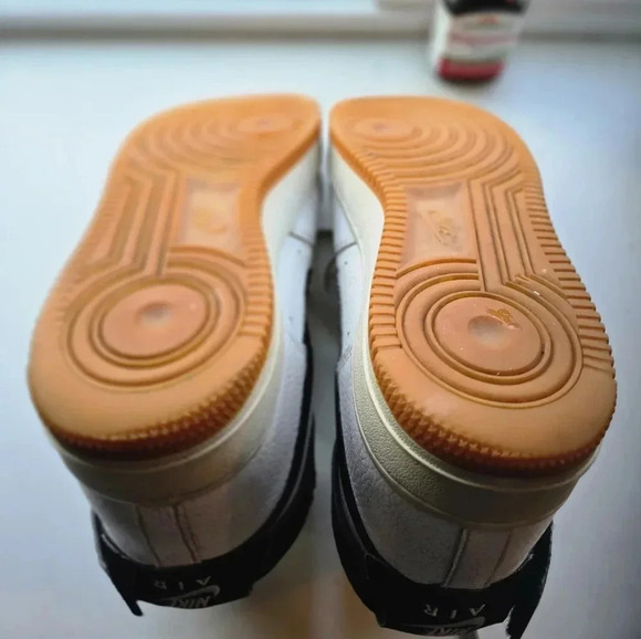 White/Black Nike Air Force 1 high-tops size US 9.5 Men's Basketball Shoes - Picture 9 of 10